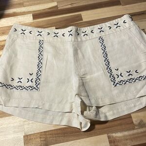 Embroidered LOFT linen shorts Size 10 EUC